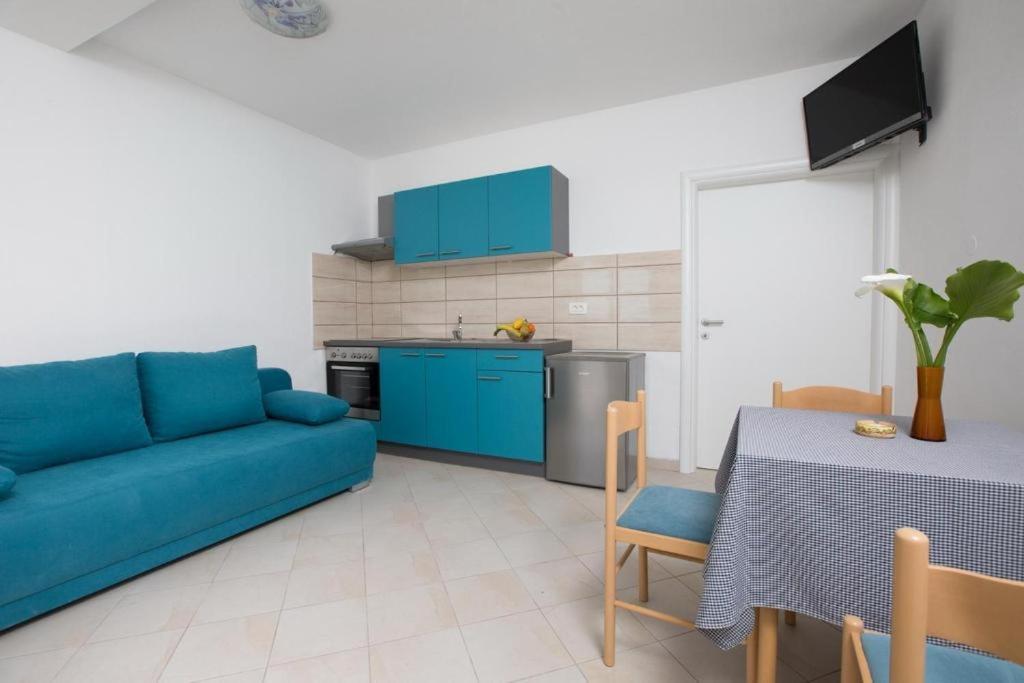 Apartmani Ve-Ro 1 Опатия Екстериор снимка